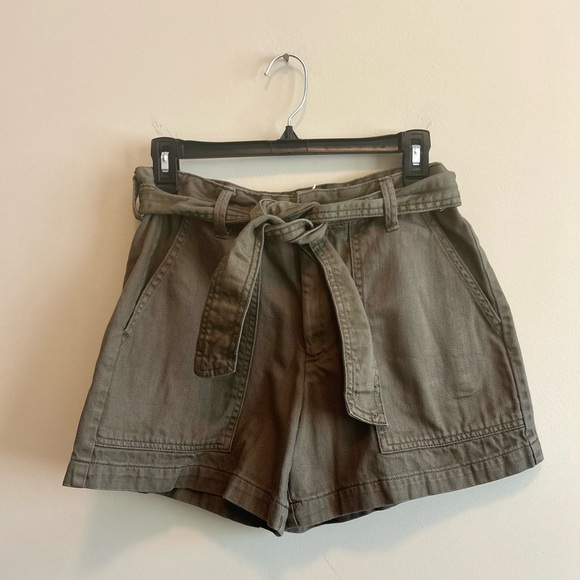 Banana Republic High Waist Belted Shorts, Olive Green, Size 4 - Picture 1 of 7